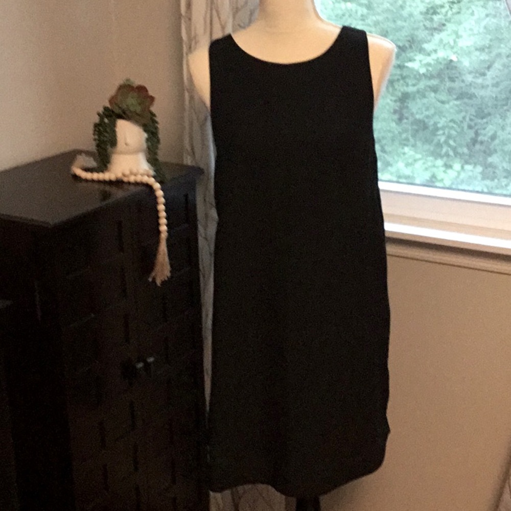 H&M Black Sleeveless Mini Dress